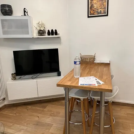 Appartement T2 Au Coeur De à Côté De La Gare Routière Nice
